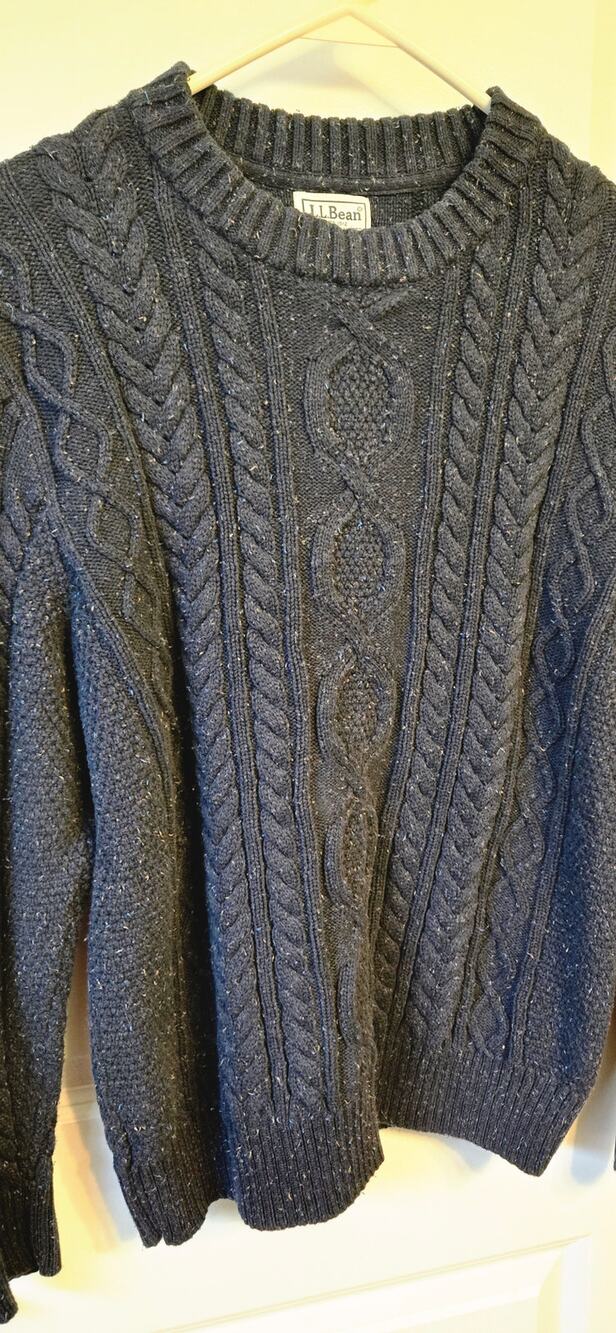 Vintage 90s L.L.Bean Men's Sz M Fisherman Cable Knit Sweater Crewneck Navy